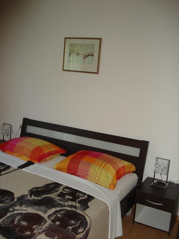 Rooms Marica Селище Дрезницко Стая снимка